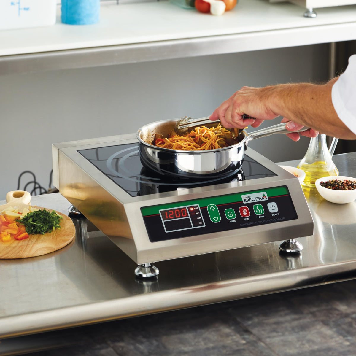 Winco 1800 W (120V) / Silver/Green/Black / Countertop Countertop Burners