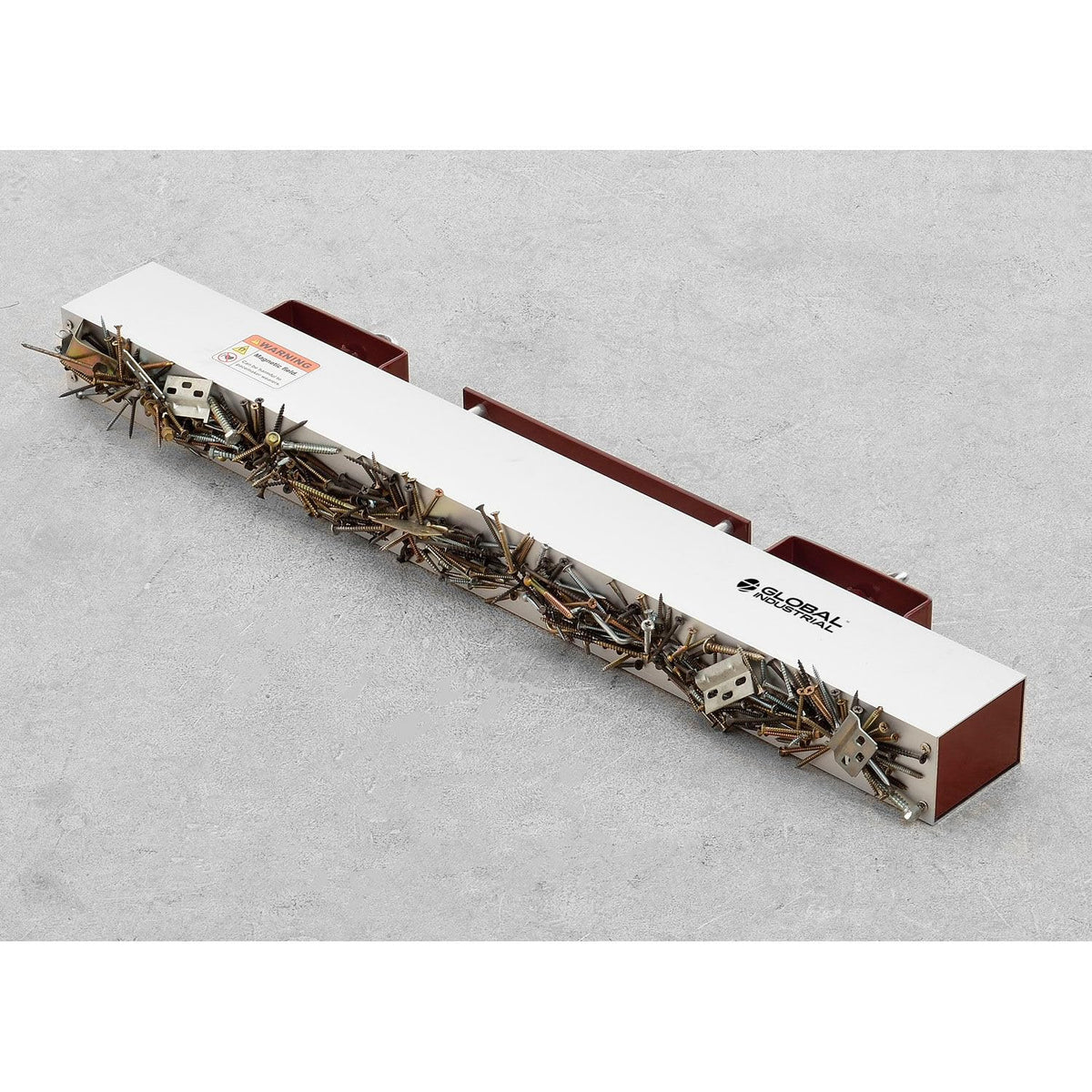 Global Industrial 3"L x 36"W x 3"H / Silver / Industrial Magnetic Sweepers