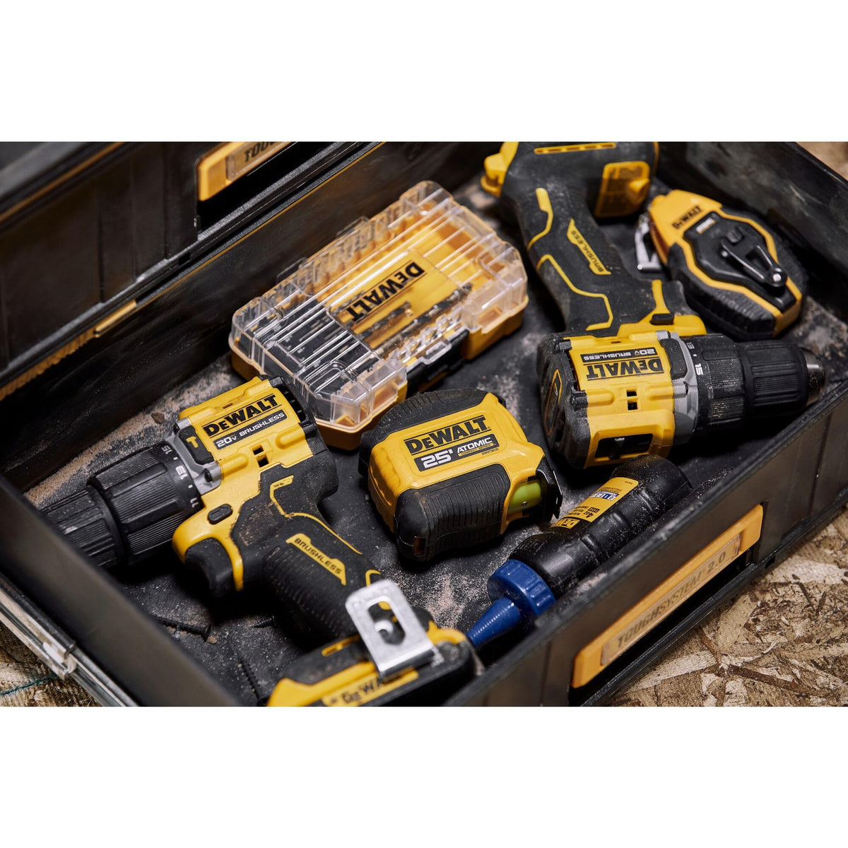 Drill Bit Set by DEWALT – 14 piece set (Pack of 1), High Speed Steel (HSS), Multi, Model DWA1184