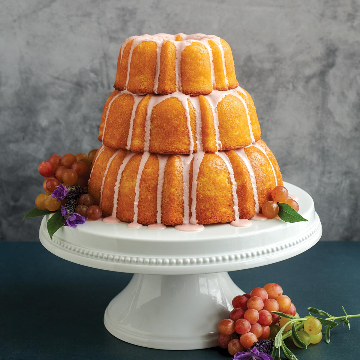 Nordic Ware Tiered Bundt, 3-Piece Set / Twilight Blue / 3.0 cups Bundt Pans