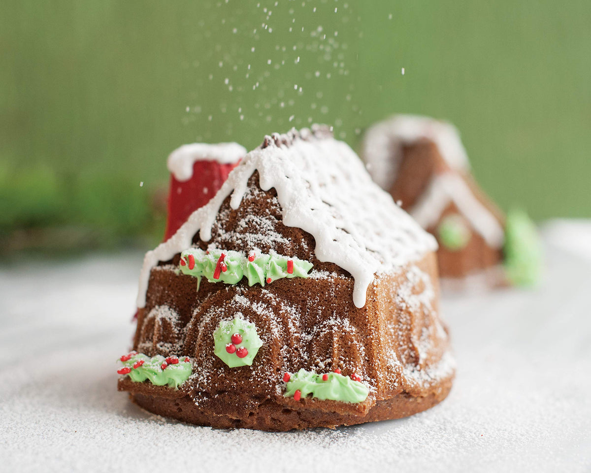 Nordic Ware Gingerbread House Duet Cake Pan, 5-Cup Capacity, Silver