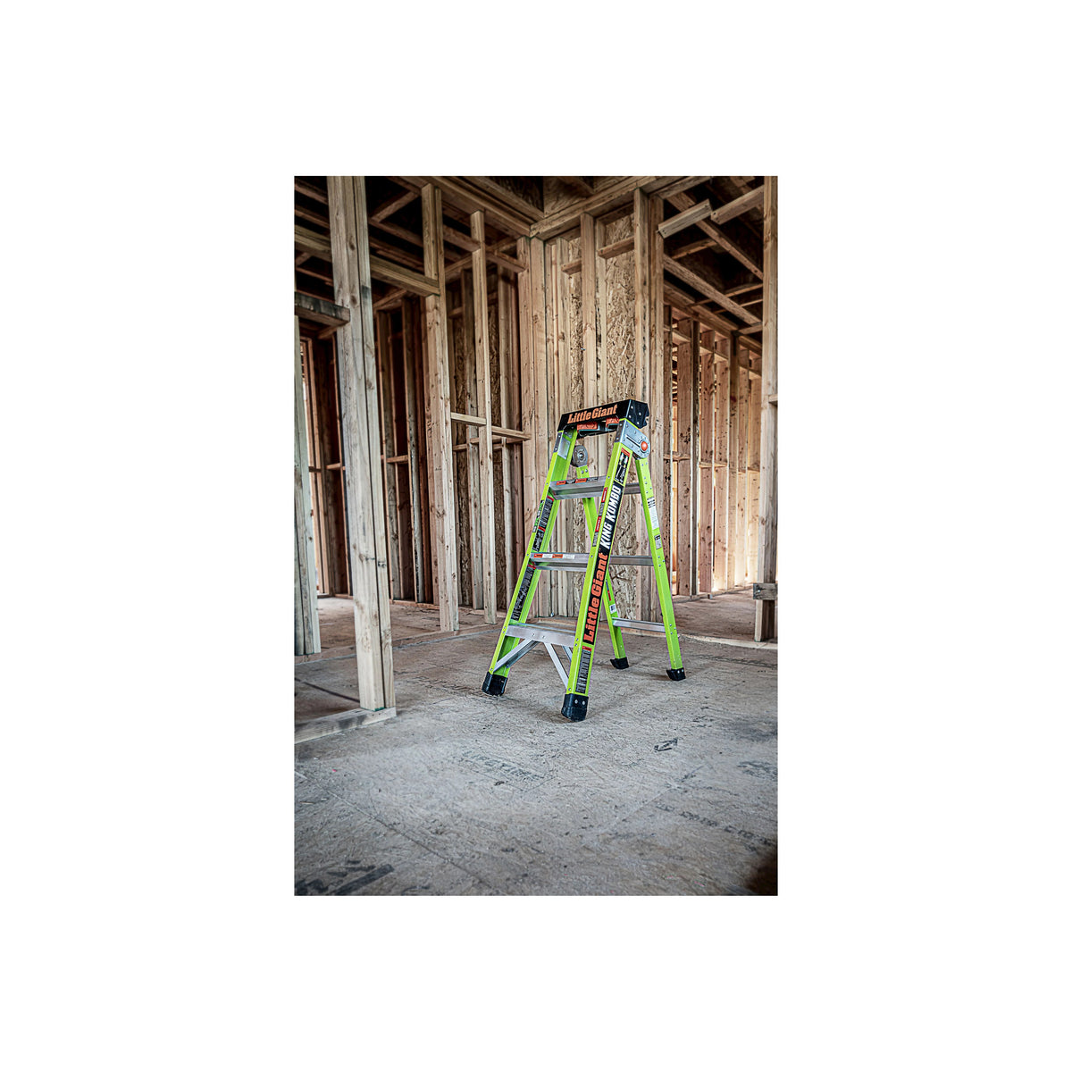 Little Giant Ladder Systems Fiberglass Ladder, 375 lb. Capacity, Green - photo 3