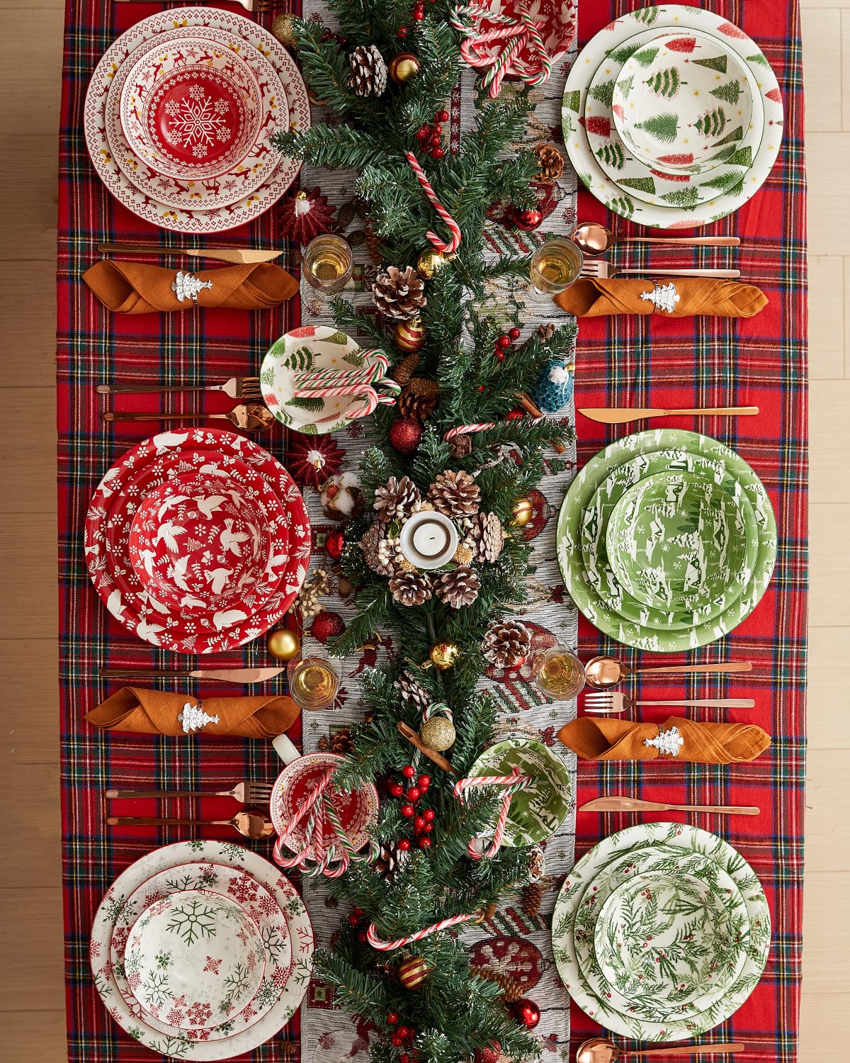 Metahom Christmas Dessert Plates, 8 Inch Ceramic, Set of 6