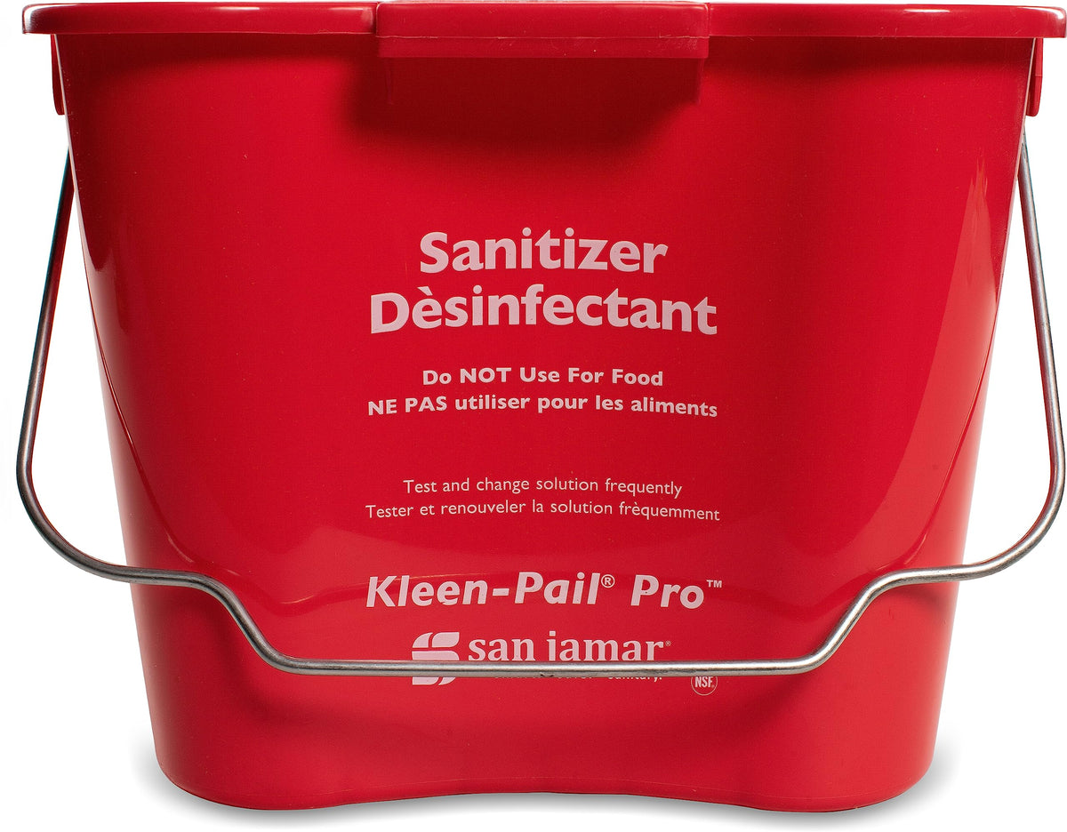 San Jamar 8 Quarts / Red / 12 Buckets