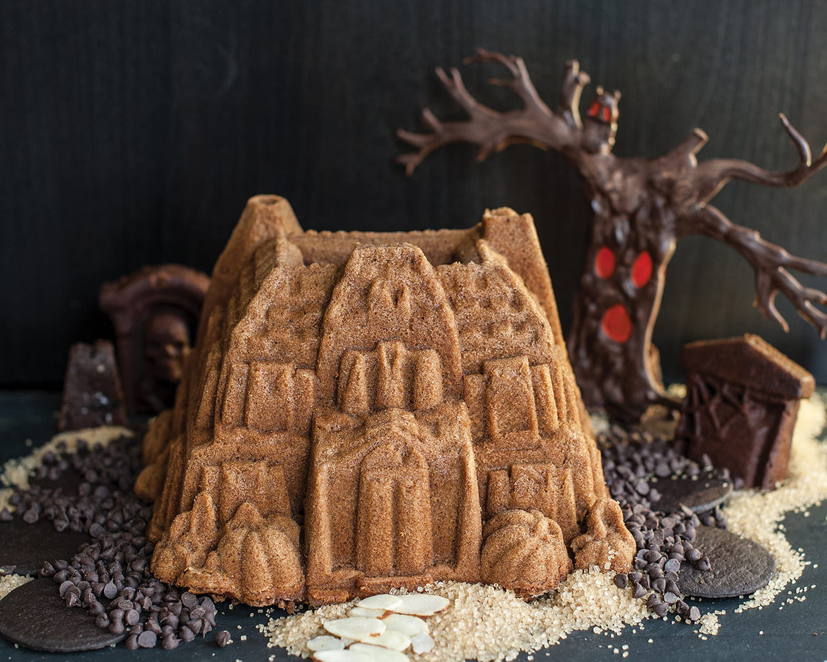 Haunted Manor Bundt Pan by Nordic Ware – One, 10.0 cups, Aluminum, Bronze, Model 92648