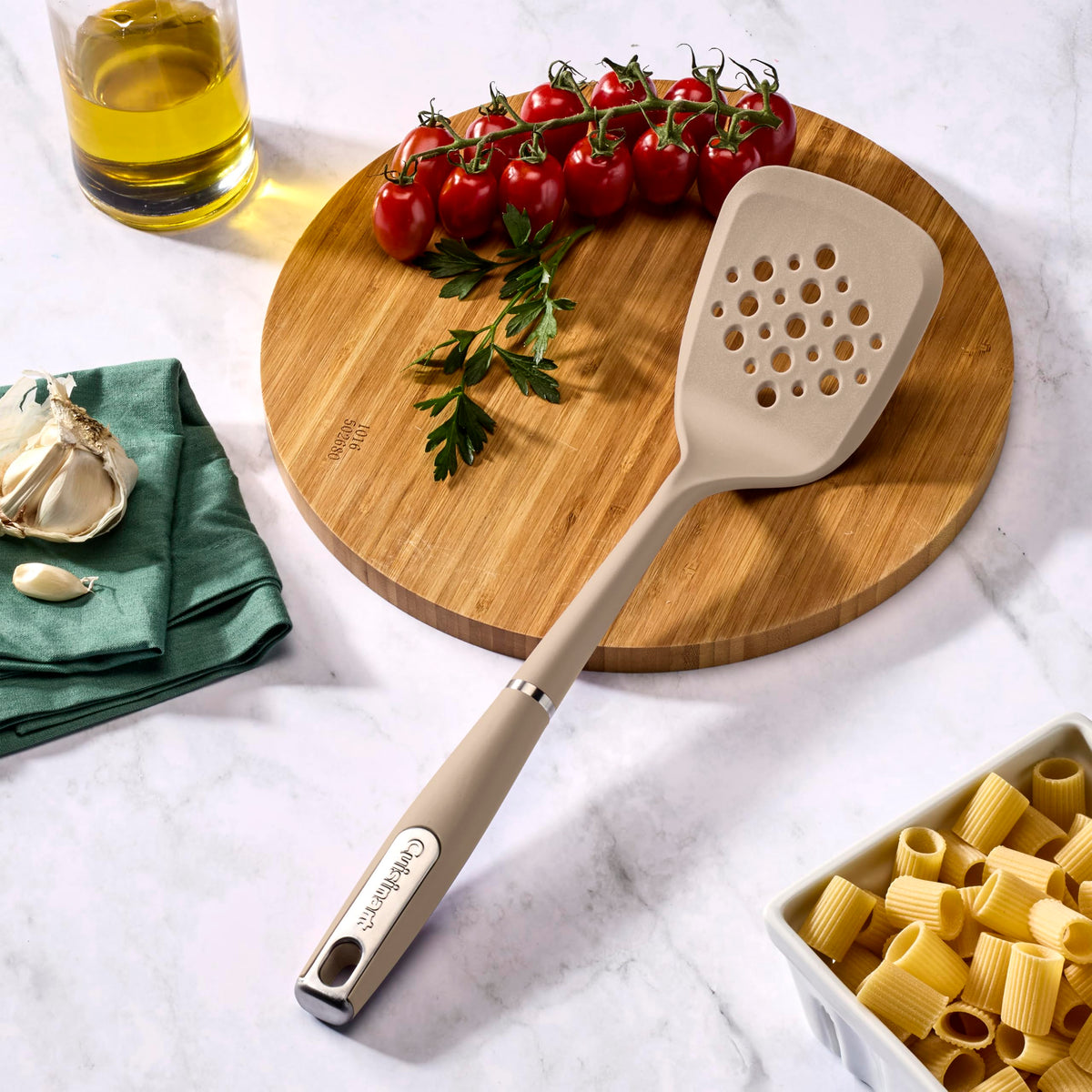 Cuisinart Taupe / Slotted Turner / 1 Spatulas