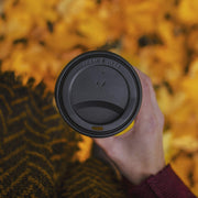 89-Series Compostable Coffee Cup Lids by Vegware – Fits 10-20oz, CPLA, Black, Pack of 1000, Model VLID89SB