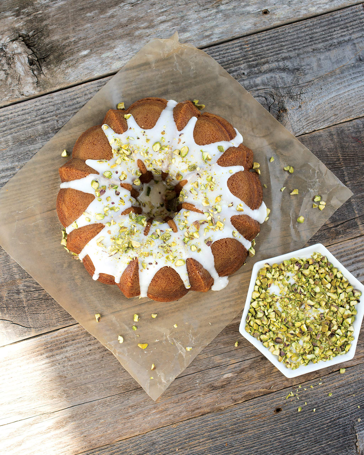 Nordic Ware Toffee / 12-Cup / Copper Original Bundt® Pan Bundt Pans