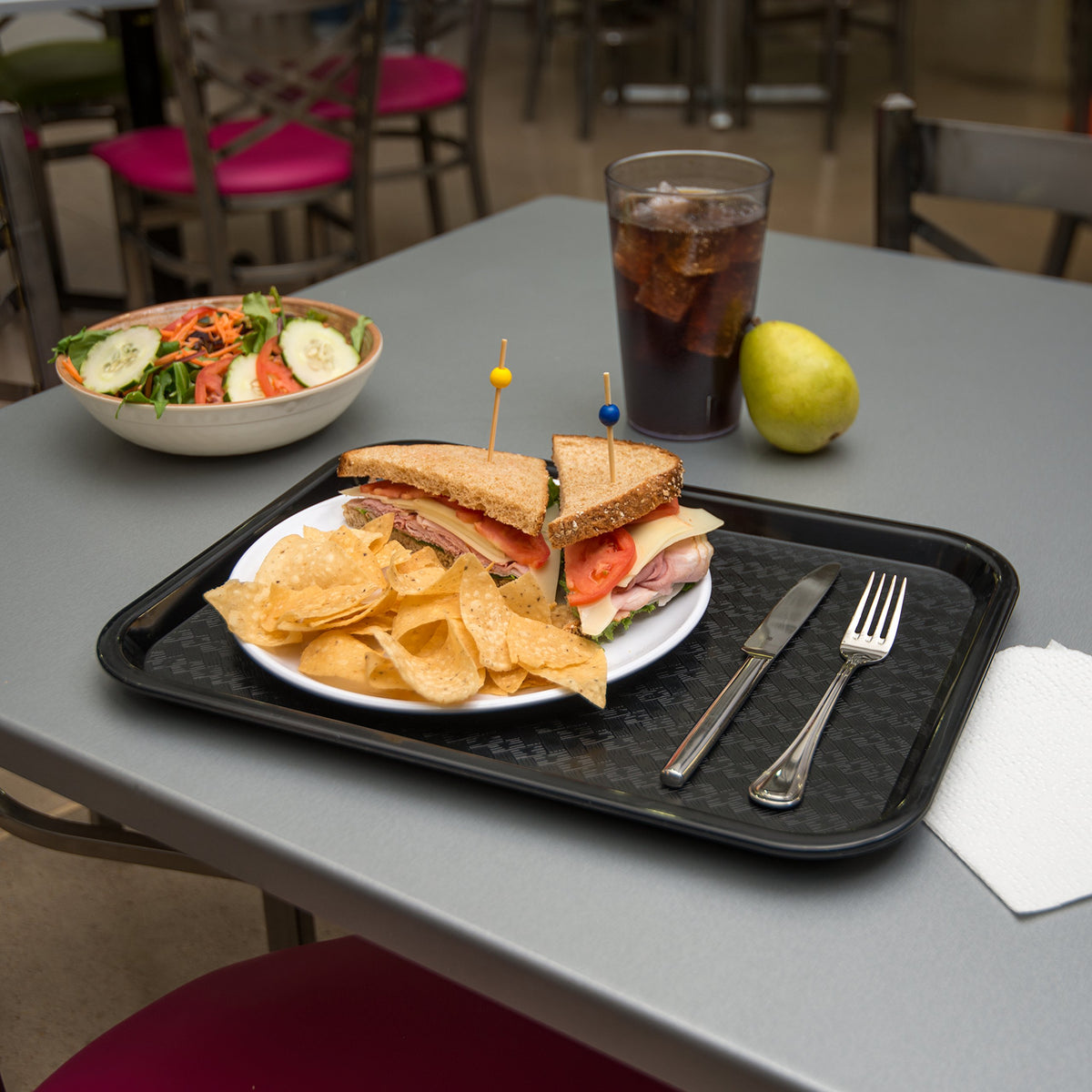 Carlisle FoodService Products Negro / 12 / 0.7" x 0.5" x 0.3" (Pack of 12) Serving Trays