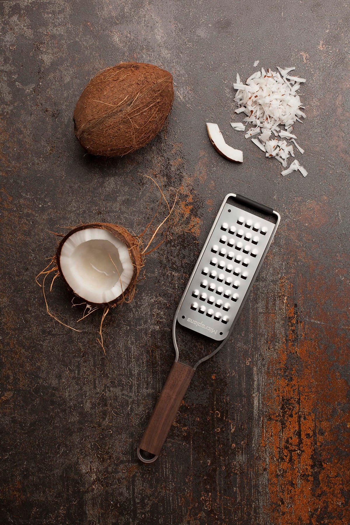 Master Series Wood Handle Stainless Steel Frame Extra Coarse Blade Cheese Grater by Microplane – 18/8, Stainless Steel, Silver, Model 15403