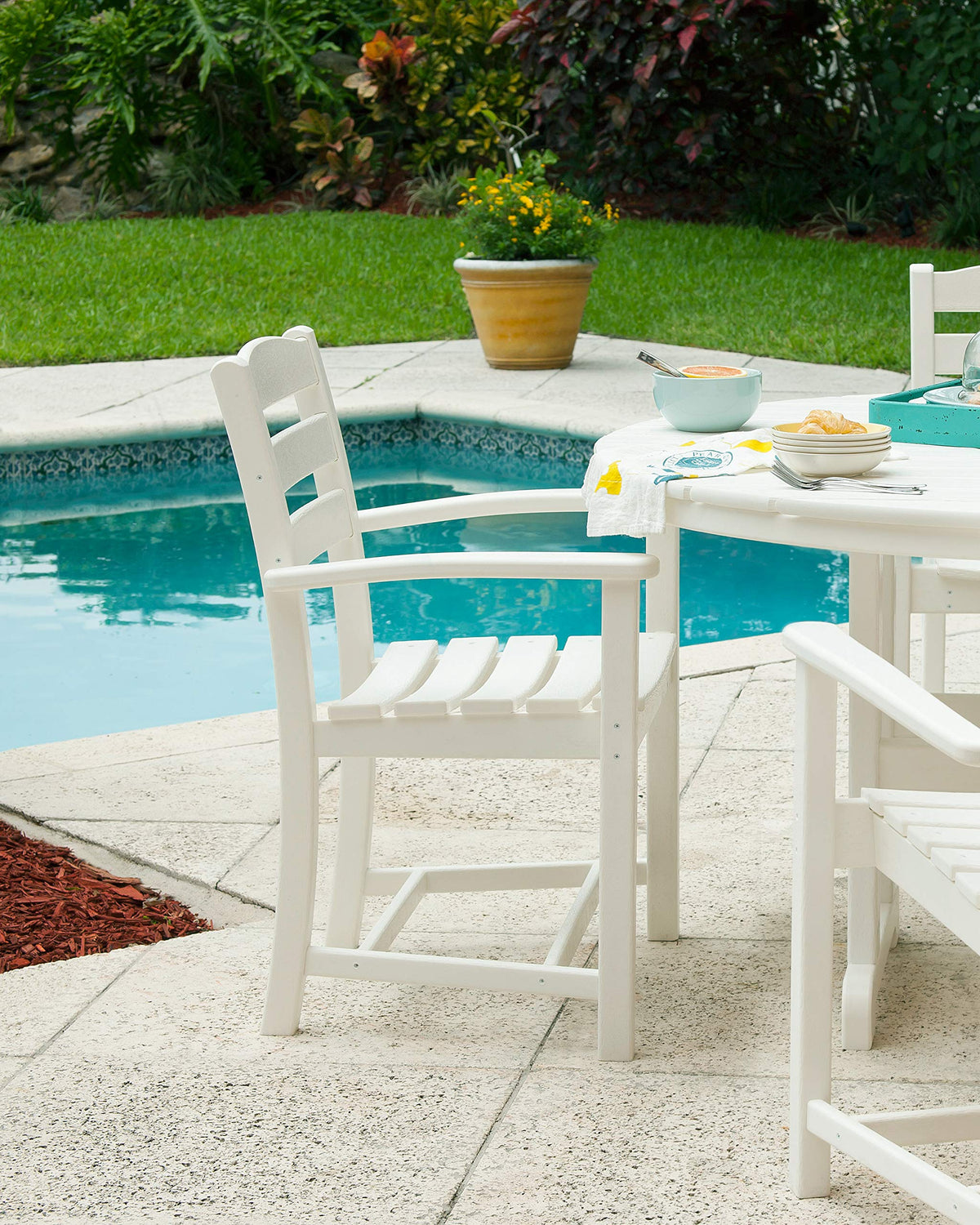® La Casa Café Dining Chair by Polywood – 22 x 24.5 x 34 inches, High Density Polyethylene (HDPE), Aruba, Model TD200AR