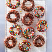 Yeast-Raised Elite Donut Mix by Pillsbury – 50 LB