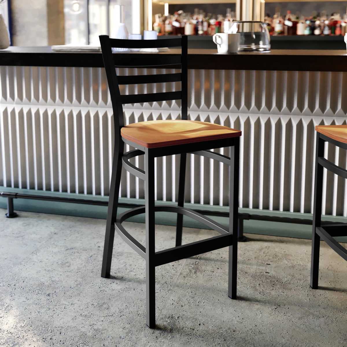 Flash Furniture Natural Wood Seat/Black Metal Frame / Set of 1 / Traditional (Pack of 1) Barstools