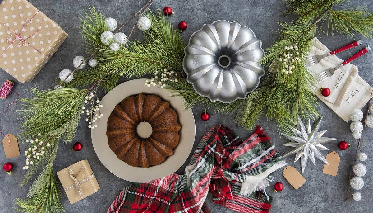 Original Bundt by Nordic Ware – 12-Cup, 12.0 cups, Aluminum, Silver, Model 50153