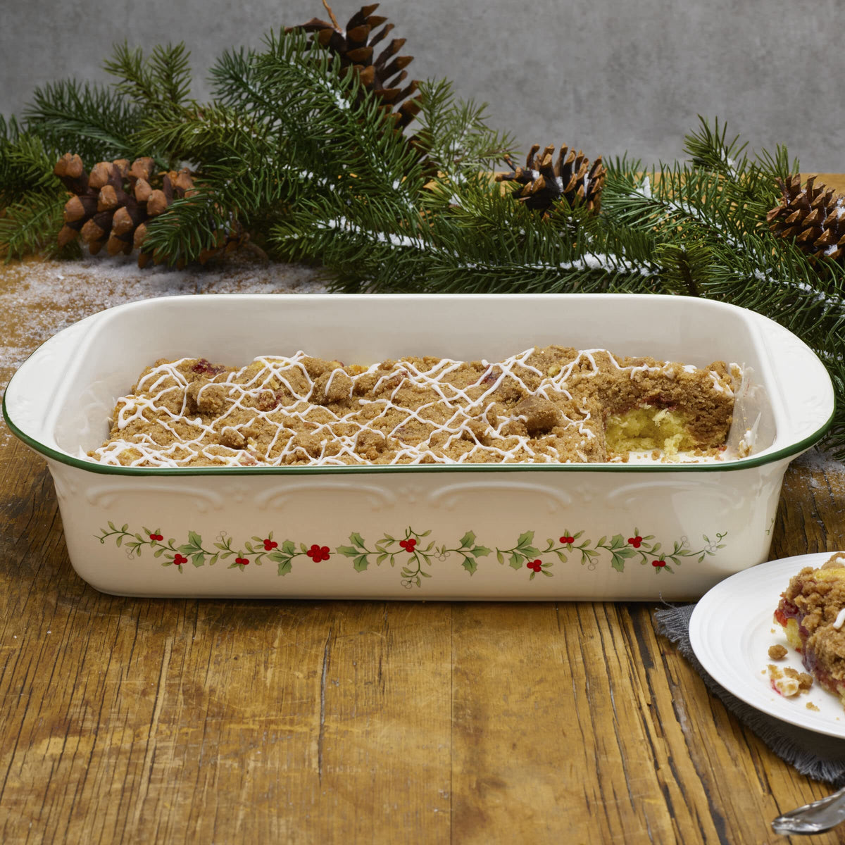 Pfaltzgraff Winterberry Rectangular Baker, 13 x 9 Inch Stoneware, White