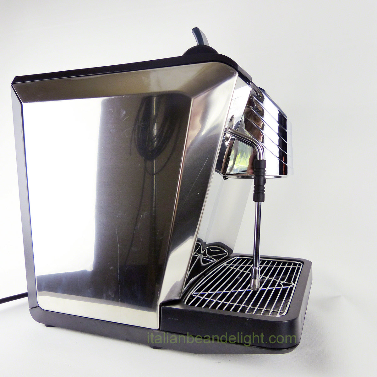Oscar Direct Connect Version Black Espresso Machine Mop140D by Nuova Simonelli – 2 liters, Copper, black, Model Oscar II