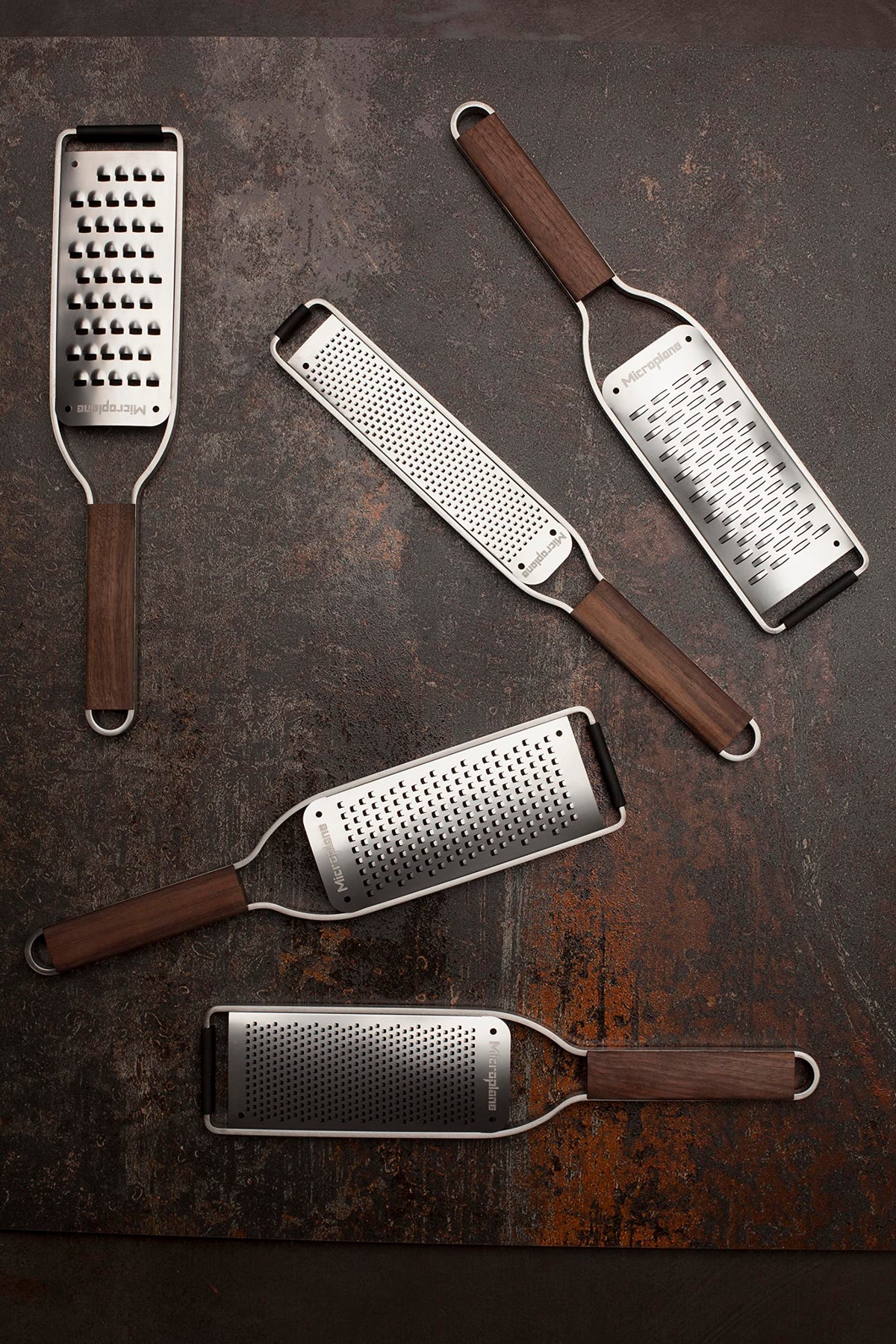 Master Series Wood Handle Stainless Steel Frame Extra Coarse Blade Cheese Grater by Microplane – 18/8, Stainless Steel, Silver, Model 15403
