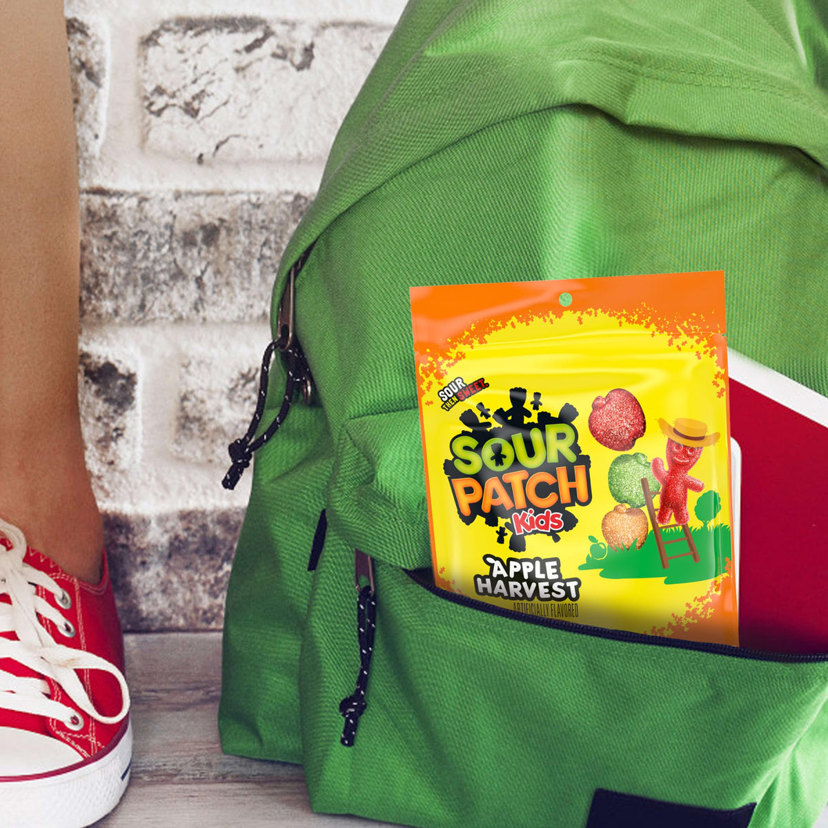 Sour Patch Kids Apple / 10 Ounce (Pack of 6) / Green,Orange,Red Gummy Candy
