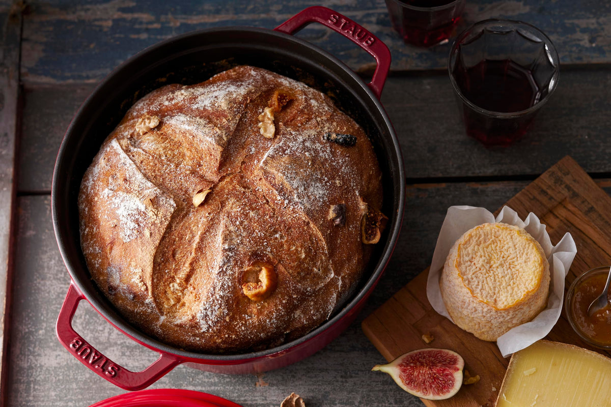 4 Qt. Round Cocotte-cherry Red by STAUB – 24cm, 3.7 liters, Hollow, 03) Cherry, Model 40509-835-0