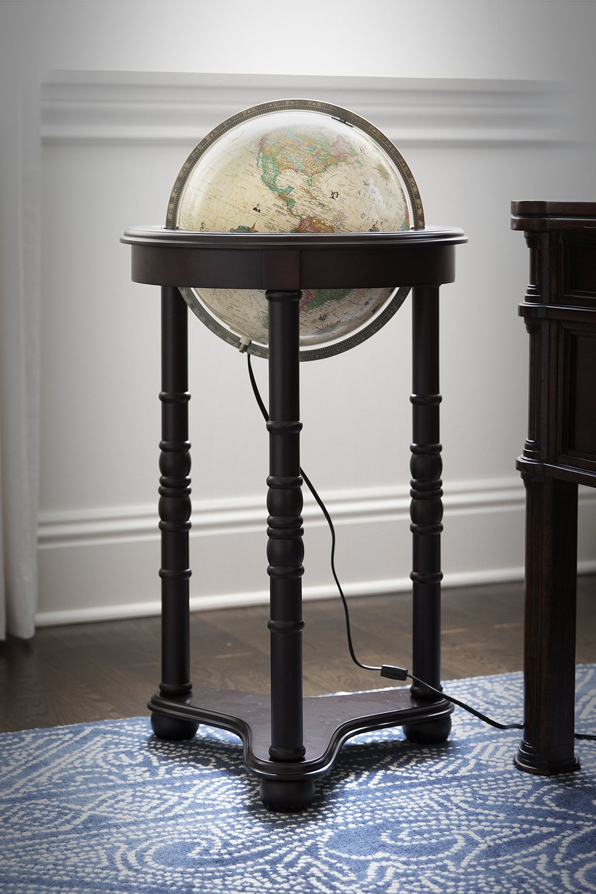 Globes Lancaster Illuminated Globe by Replogle – Large, Wood, Off-white, Model 85801