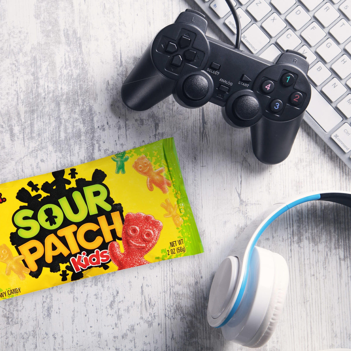 Sour Patch Kids 2 Ounce (Pack of 1) / Gummy Candy / 1 Gummy Candy