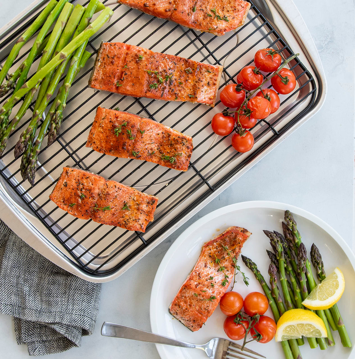 Oven Baking Tray by Nordic Ware – Aluminum, Silver, Model 45093AEU