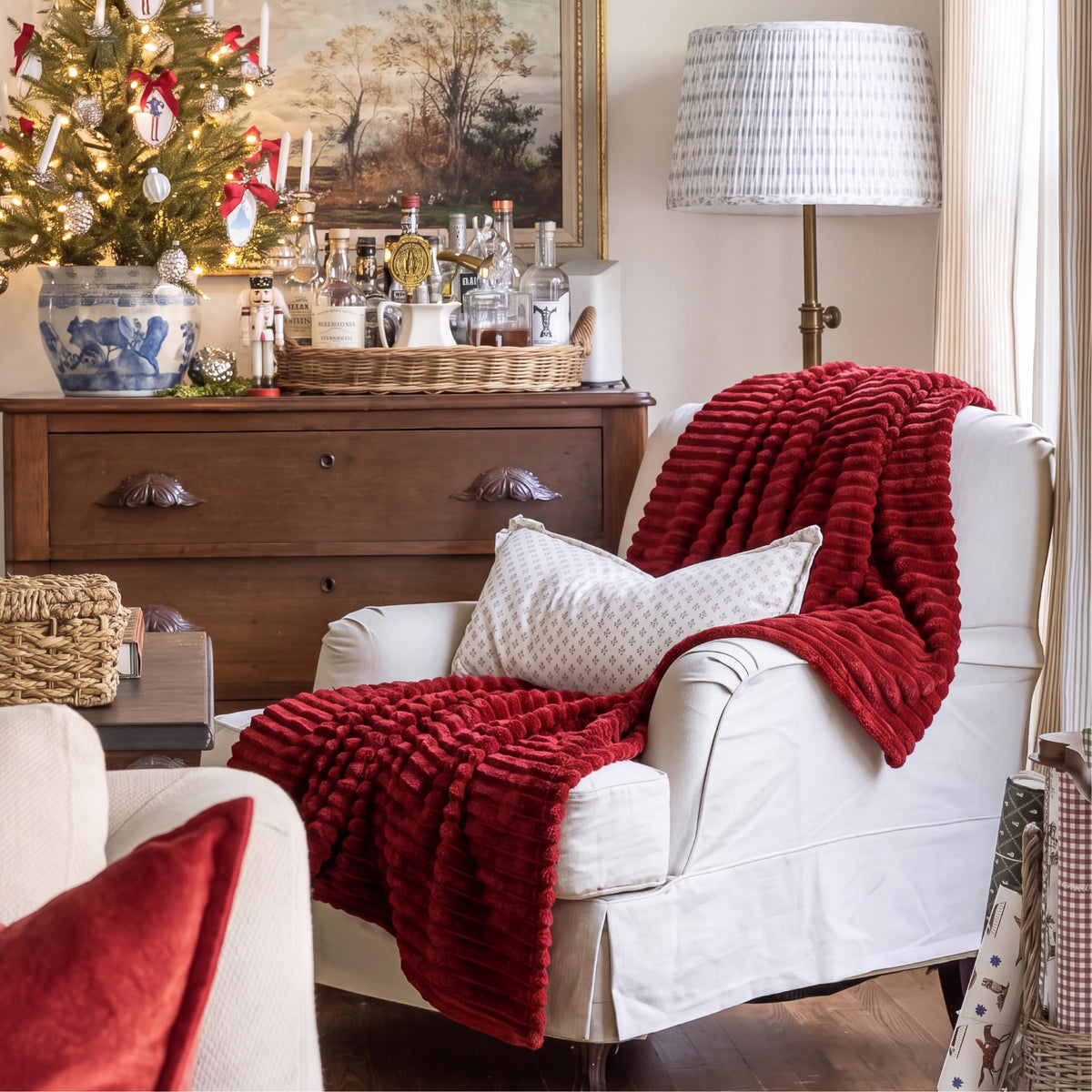 Bedsure Fleece Throw Blanket, Soft Microfiber, Red 50x60