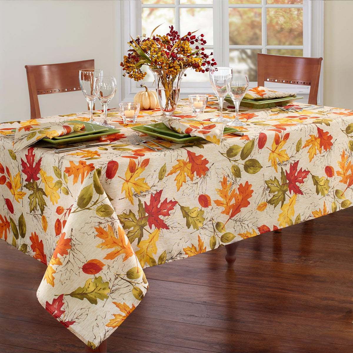 Threadmade Autumn Leaves Tablecloth, 60 x 84 Inch, Multicolor