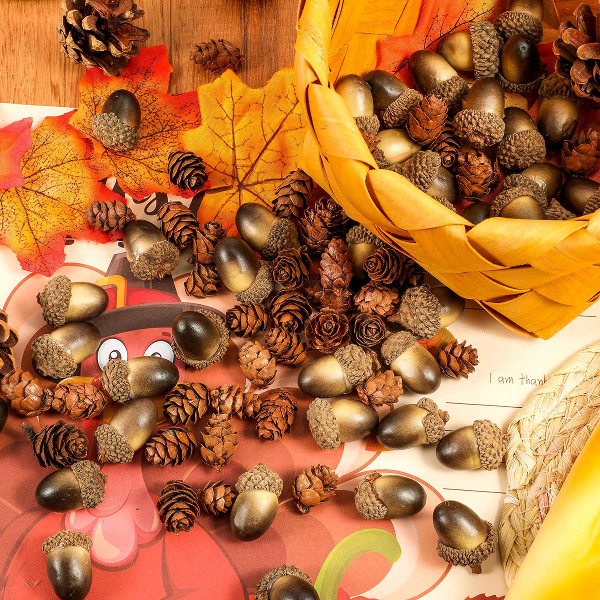 Syhood Artificial Acorns and Pine Cones, 200 Count, Natural
