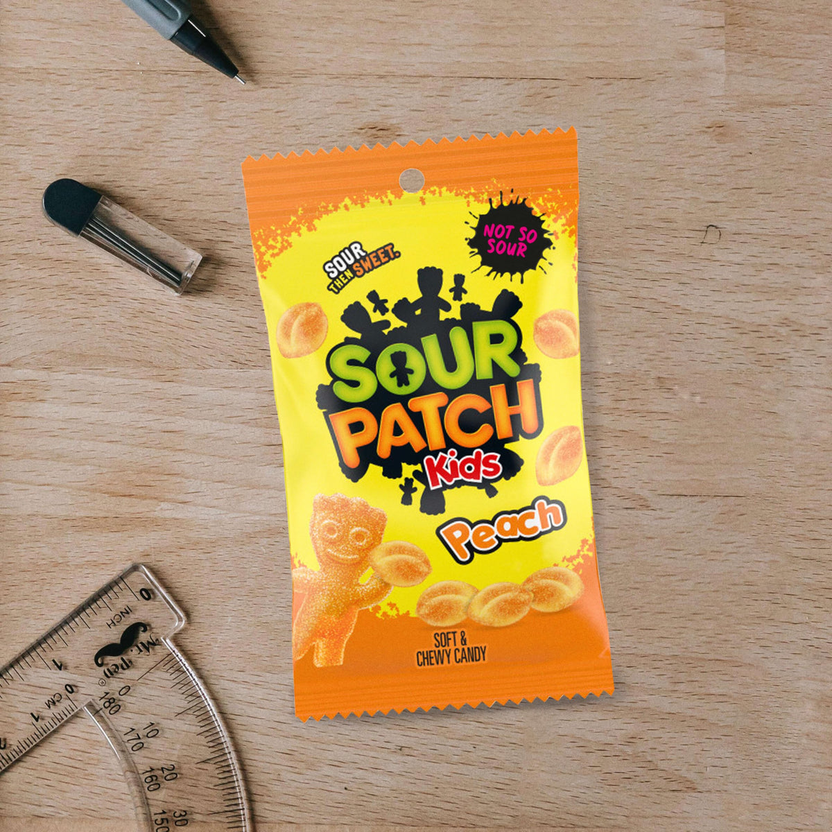 Peach Soft and Chewy Gummy Candy by Sour Patch Kids – 18.6 cm x 13.5 cm x 26.2 cm