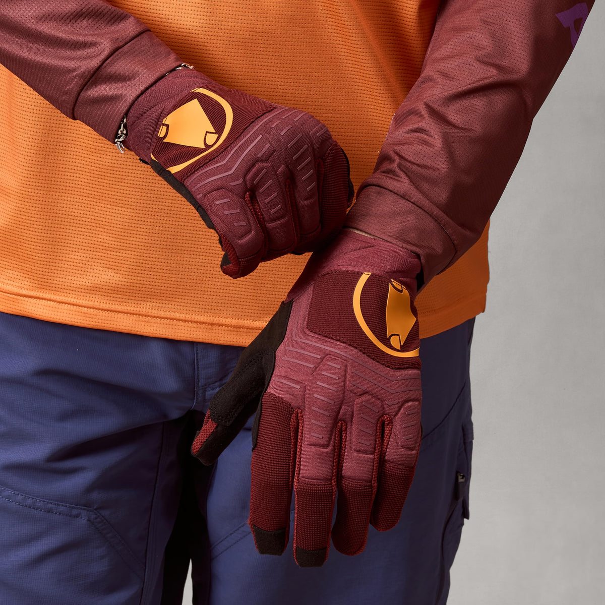 Mens SingleTrack MTB Cycling Glove Mahogany by Endura – Small, Nylon, Mahogany, Model E1348RMA/3