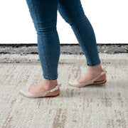 Abani 6'0" x 9'0" (Rectangular) / Ivory / Modern Area Rugs