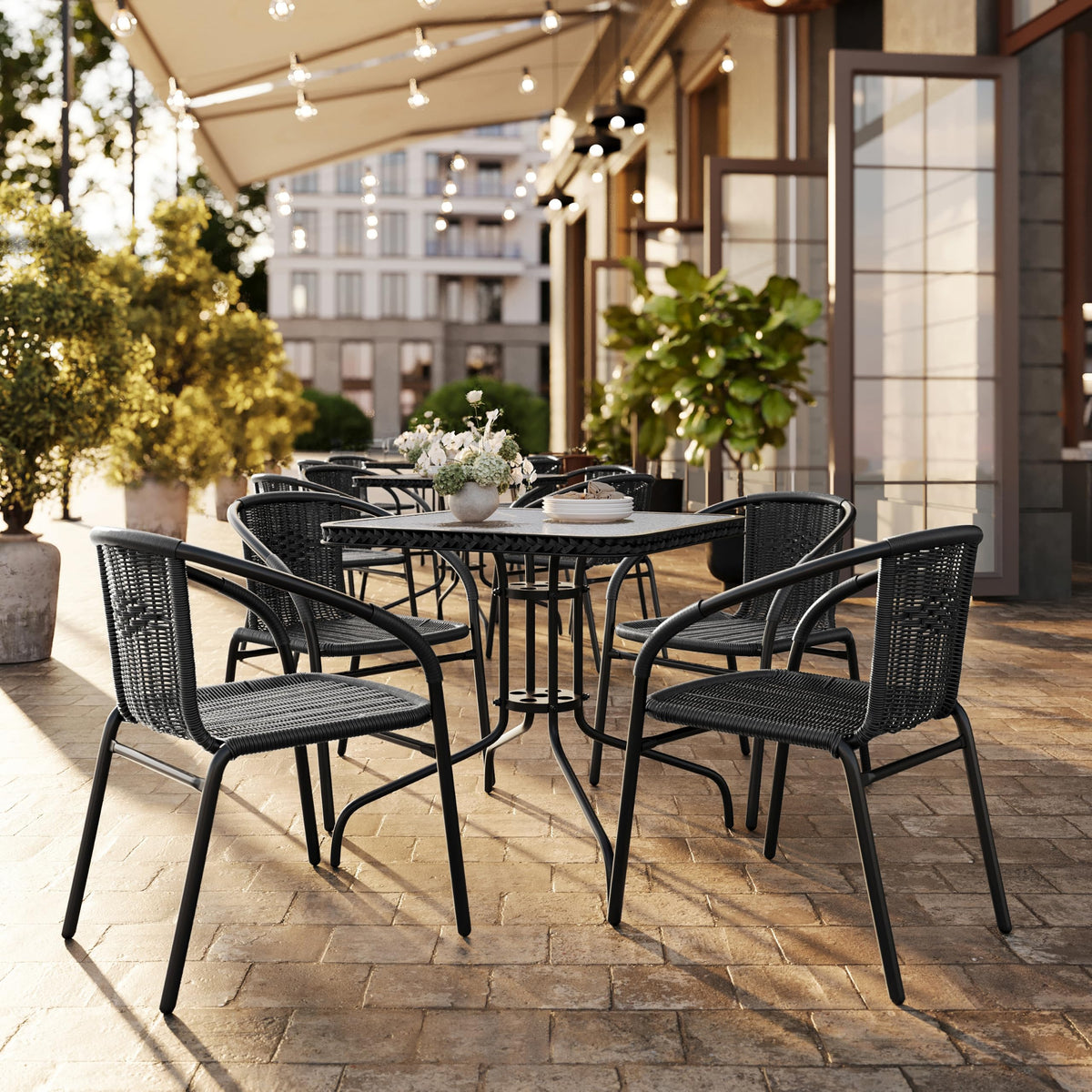 Flash Furniture Black / Set of 1 / Contemporary Patio Dining Chairs