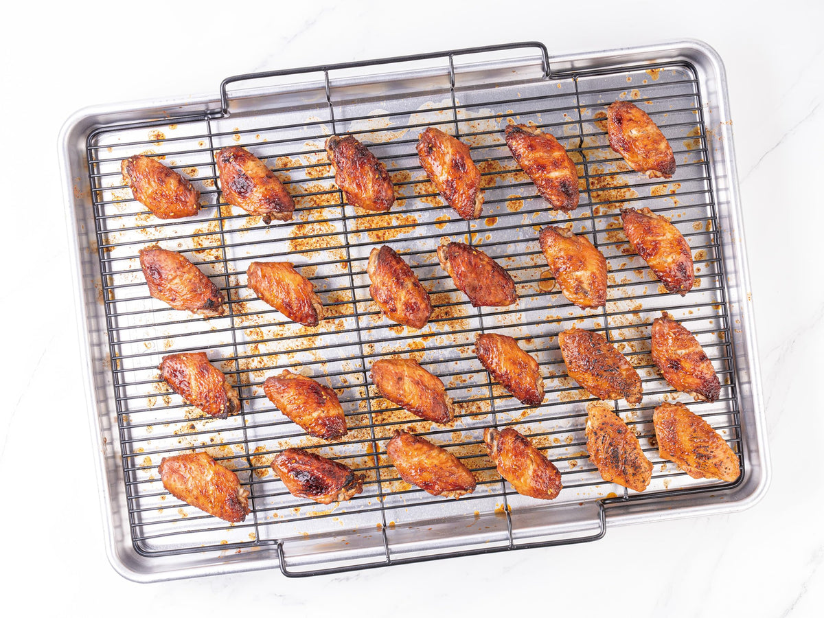 Baker's Secret Recycled Aluminum Roasting Pan with Rack, 17.7 x 13 Inch, Silver