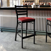 Flash Furniture Red Vinyl Seat/Black Metal Frame / Set of 1 / Traditional Barstools