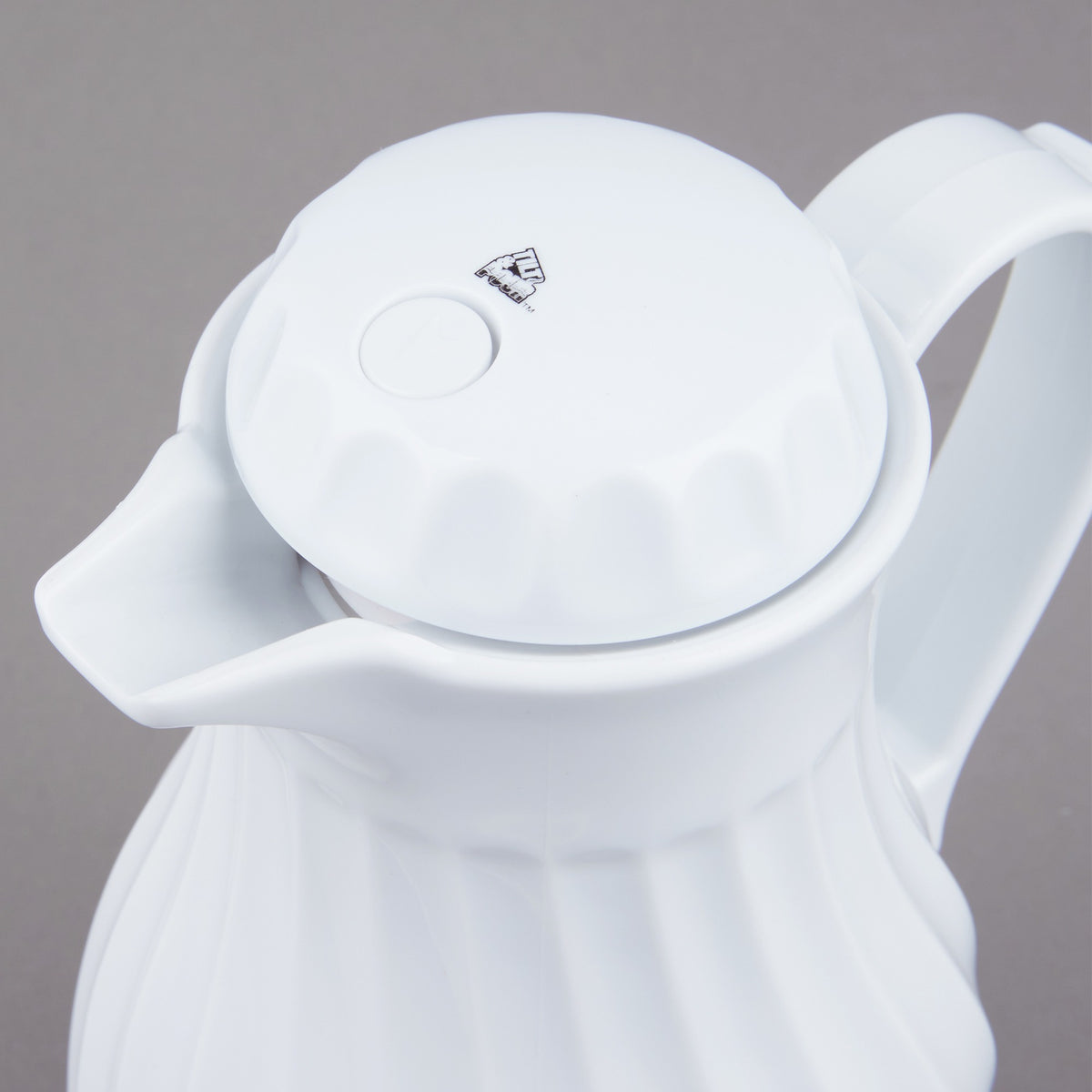 Vollrath Plastic Beverage Server, White - photo 4