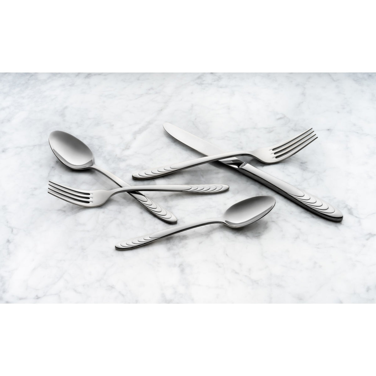 Reserve by Libbey 950 Caparica Stainless Steel Teaspoon, Silver, 12/Case - 4 3/8" Demitasse Spoon