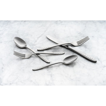 Reserve by Libbey 950 Caparica Stainless Steel Teaspoon, Silver, 12/Case - 4 3/8" Demitasse Spoon