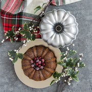 Original Bundt by Nordic Ware – 12-Cup, 12.0 cups, Aluminum, Silver, Model 50153