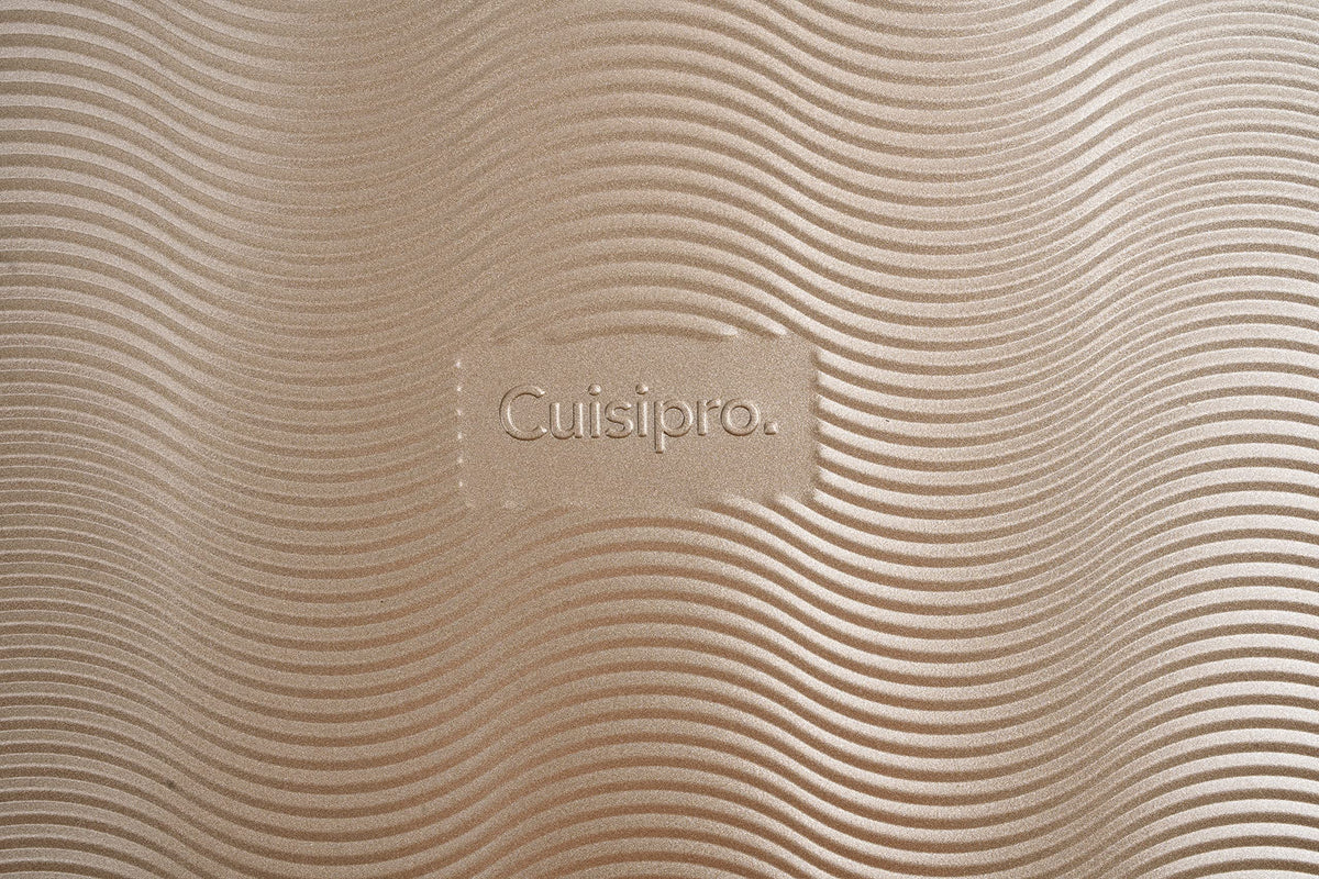 Steel Pizza Pan 14x13x0. by Cuisipro – 14x13x0.5", 1 quarts, Carbon Steel, Silver, Model 746274