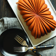 Nordic Ware Gold / BAKING_PAN / 6 Cup Loaf Pans