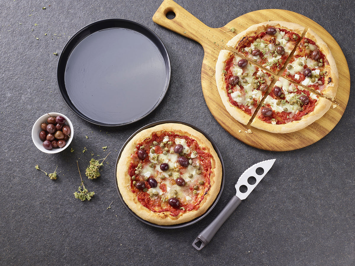 with Iron Pizza Pan by PADERNO – 32, 32 cups, Alloy Steel, Black, Model 11740-32