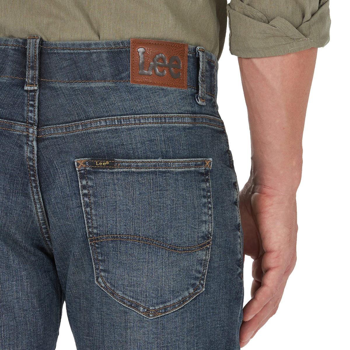 Men's Extreme Motion Regular Boot Jean Maverick 36W x 32L by Lee – 36W x 32L, Cotton, Maverick, Model 20151-37-36W x 32L