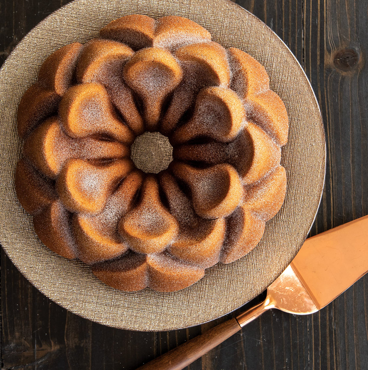 Nordic Ware Toffee / 10 cups / Magnolia Bundt Bundt Pans