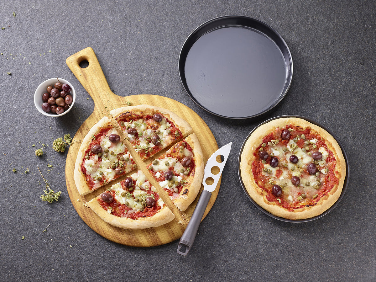 with Iron Pizza Pan by PADERNO – 32, 32 cups, Alloy Steel, Black, Model 11740-32