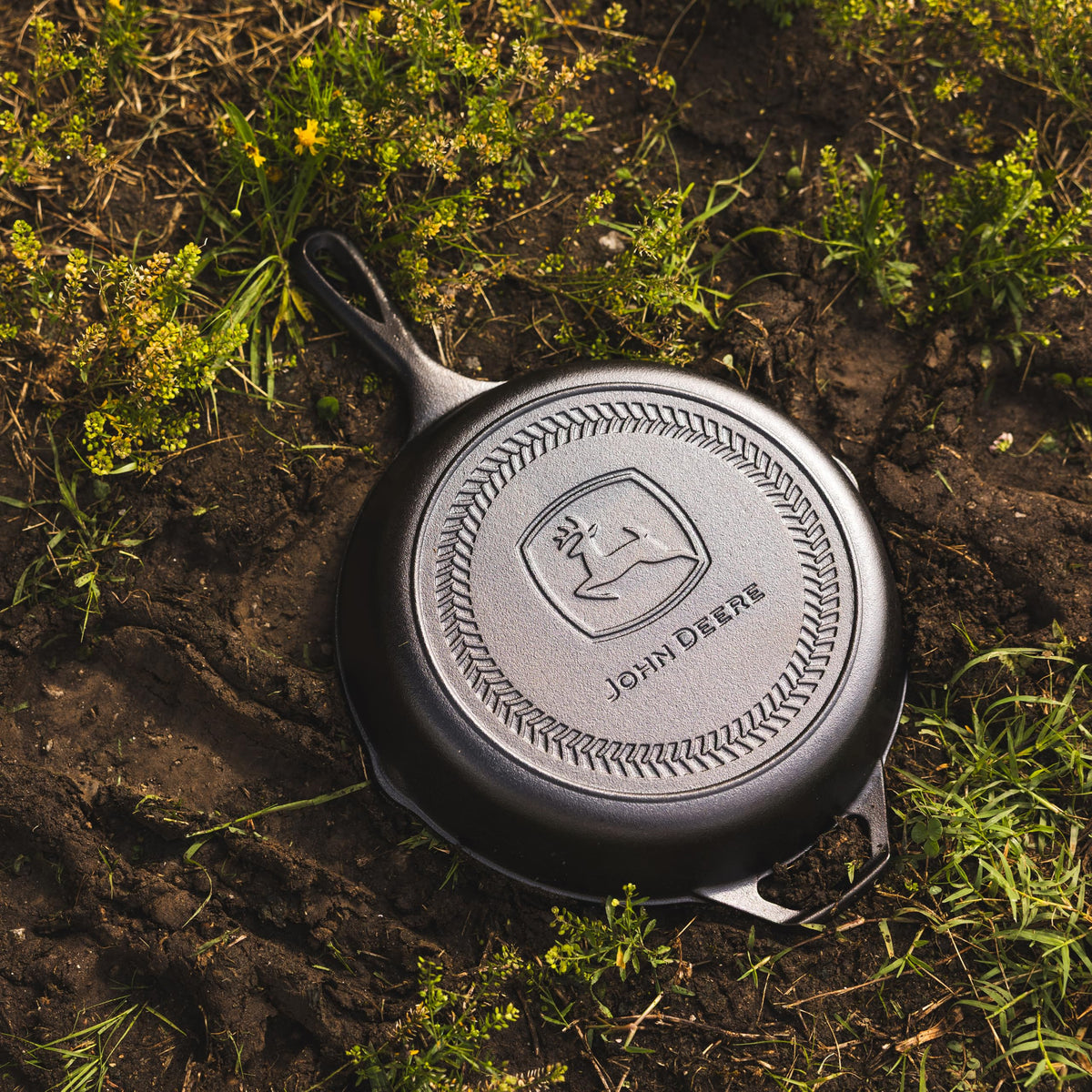 Lodge 10.25 Inch / Black / 1 Skillets
