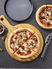 with Iron Pizza Pan by PADERNO – 32, 32 cups, Alloy Steel, Black, Model 11740-32