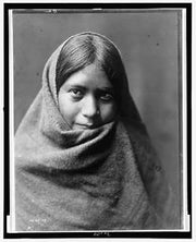 HistoricalFindings Photo: Pakit,Maricopa Woman,Wrapped in Blanket,Indian,c1907