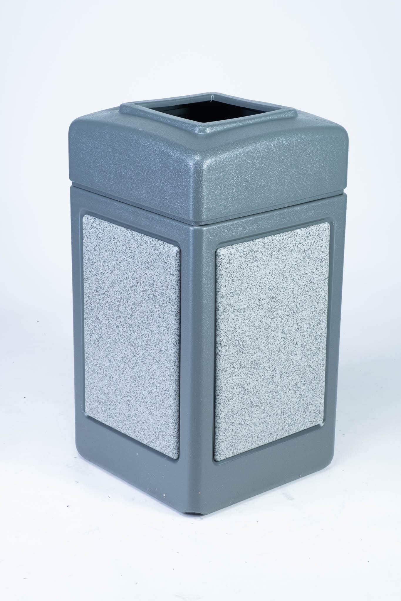 Commercial Zone 42 Gallon StoneTec Panel with Open-Top Lid Color: Gray with Ashtone