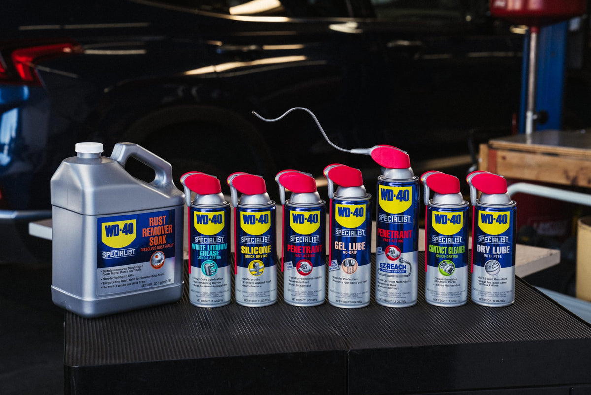 WD-40 Specialist White Lithium Grease Spray with SMART STRAW SPRAYS 2 WAYS, 10 OZ [6-Pack] view 5